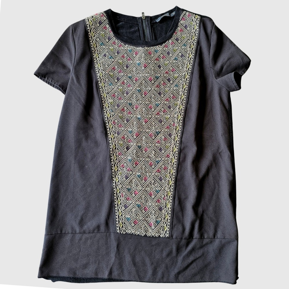 TRML Black Geometric Embroidered Short Sleeve Top Mixed Media XS TM2961 GUC